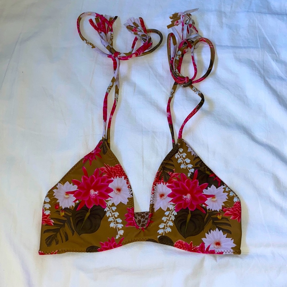 *S O L D* Acacia Swimwear Top in Lei Day
